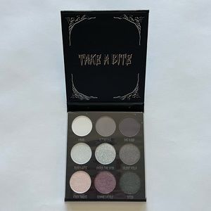 BH cosmetics eyeshadow palette Venom